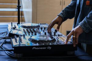 Sound X Summit - Misty Meadows Photography (10)