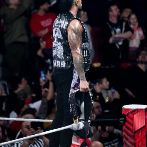 WWE - Monday Night Raw-114