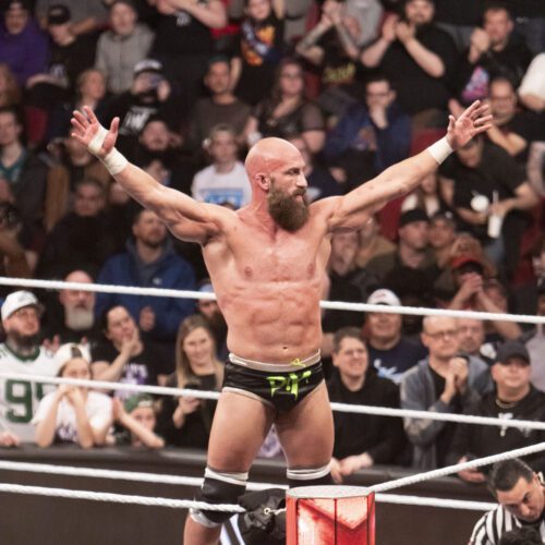 WWE - Monday Night Raw-60
