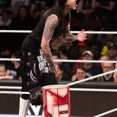WWE - Monday Night Raw-74