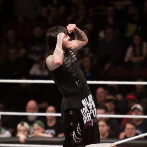 WWE - Monday Night Raw-75