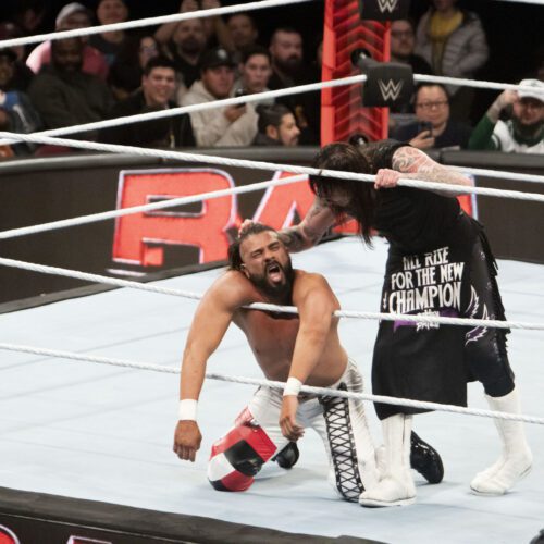 WWE - Monday Night Raw-81